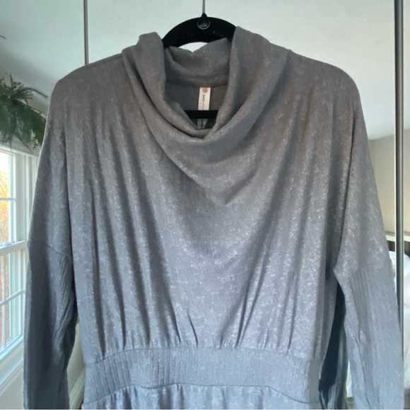 NWT Daily Practice by Anthropologie The Arabella Drapey Dress Cowl Neck Gray M - Picture 12 of 12